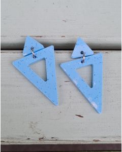 Oorbel babyblauw driehoek